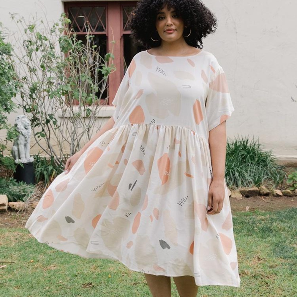 Tradlands Nico Linen Dress in Caroline Print